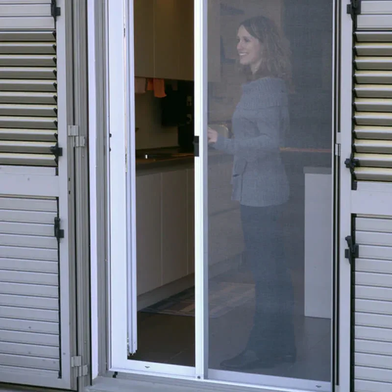 Made-to-measure insect screen