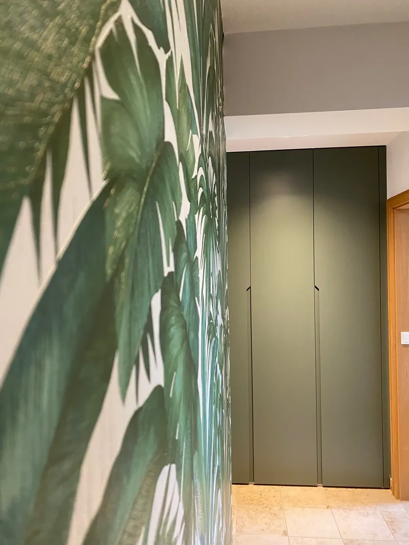 Fitted wardrobe - Hersbruck, Germany – FB 47 Green Smoke matte lacquered with integrated handles