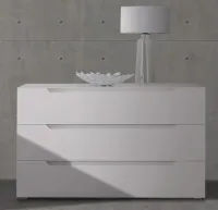 Design chest of drawer with integrated handles