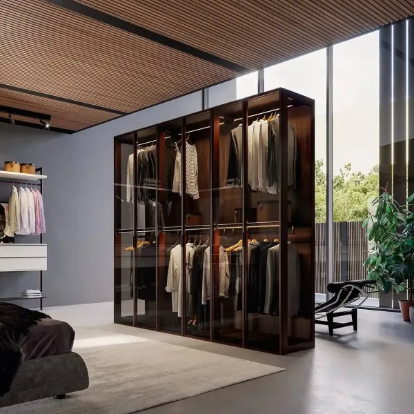 Wardrobe in Reflex glass 